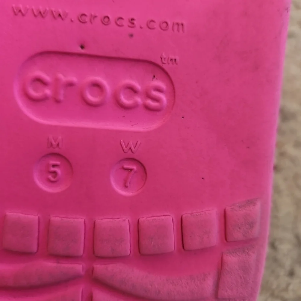 Crocs Classic Womens Pink Crush Platform Comfortable Slip-On Causal Clog 7 - Picture 10 of 13